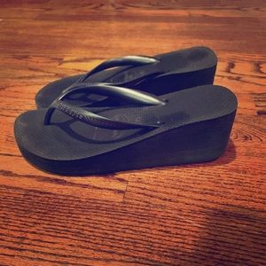 havaianas high fashion wedge flip flops